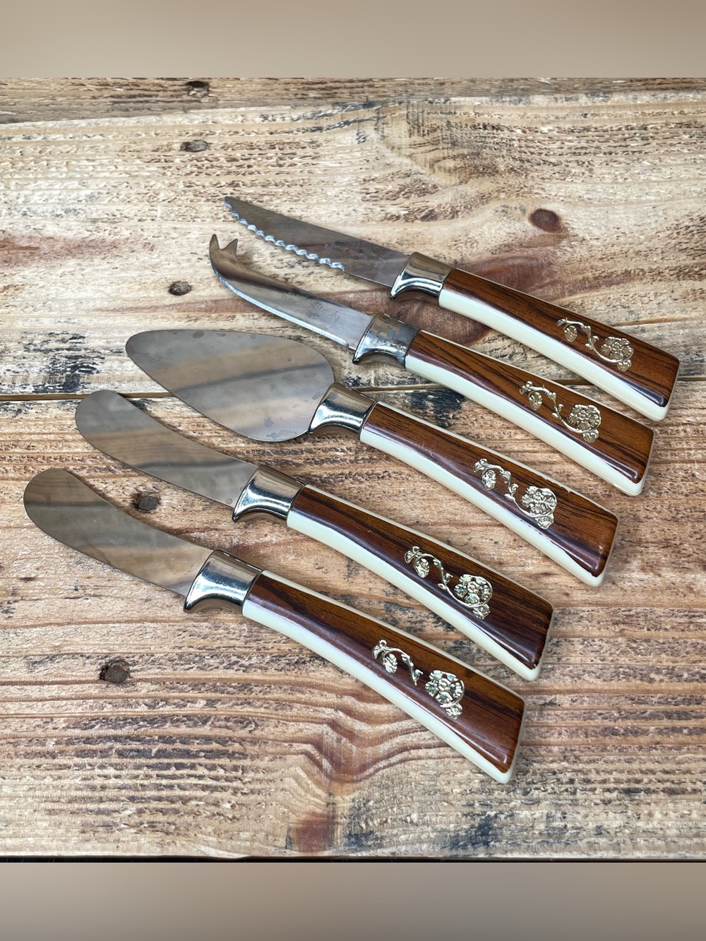 Vintage Regent Sheffield Cheese Knives 7pc Lot Floral Pattern on Wood Cutlery